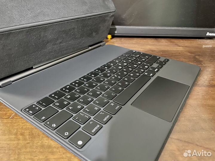 Клавиатура Apple magic keyboard для iPad Pro 12.9