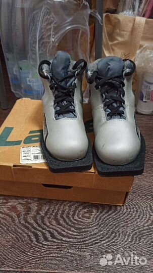 Лыжные ботинки