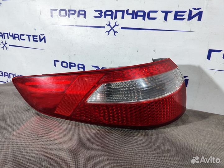 Фонарь задний левый KIA RIO 10-14г