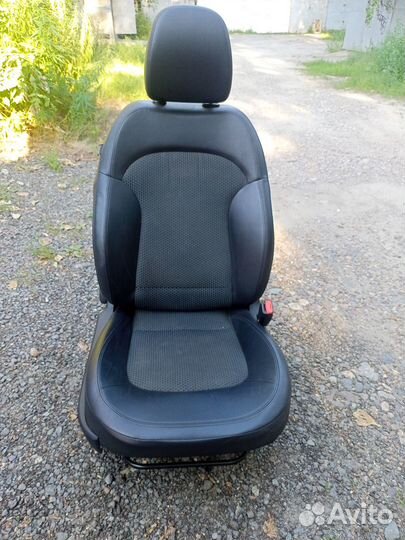 Продам сиденье