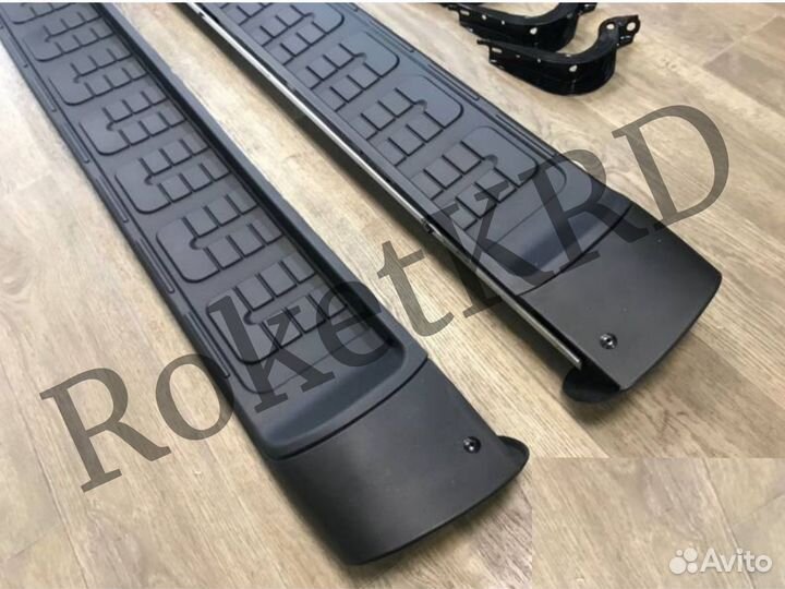 Подножки FJ Cruiser в Наличии