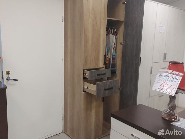 Шкаф новый