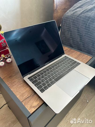 Apple MacBook Pro 13 2019