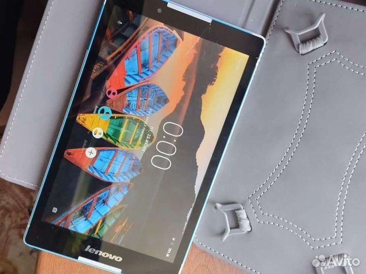 Планшет Lenovo tab3 8. (бу)