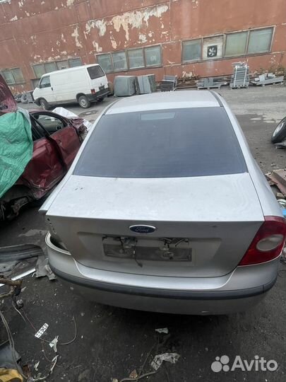 Автомобиль Ford Focus 2 1.8 МКПП В разборе