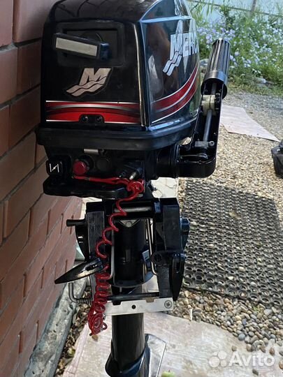 Двигатель для моторной лодки