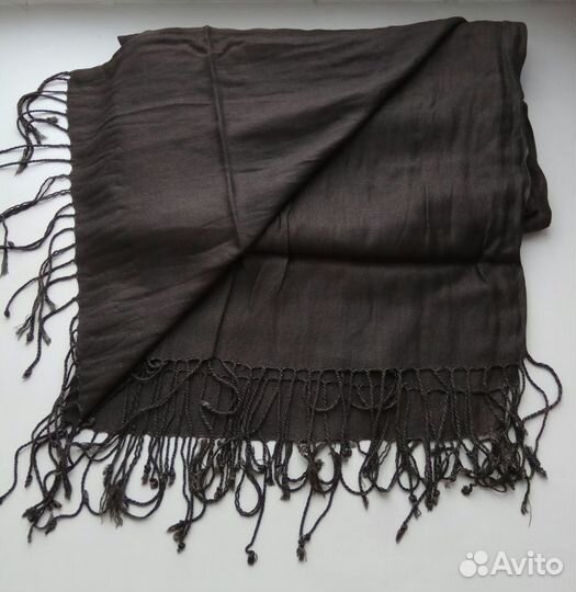 Шапка-ушанка, шарфы, перчатки