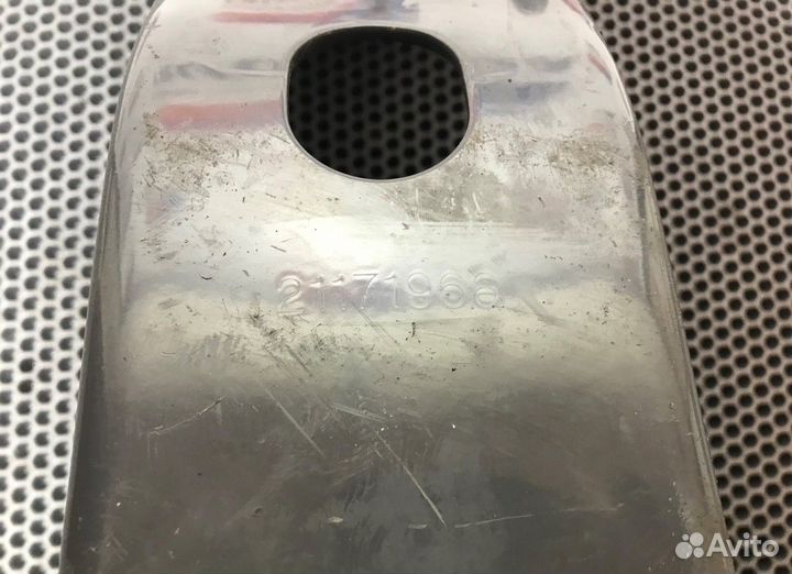 Кронштейн замка кабины правый Renault T