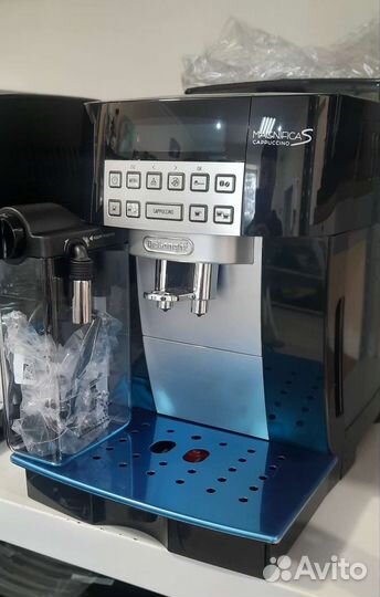 Кофемашина Delonghi