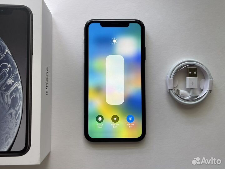 iPhone XR (128 gb)