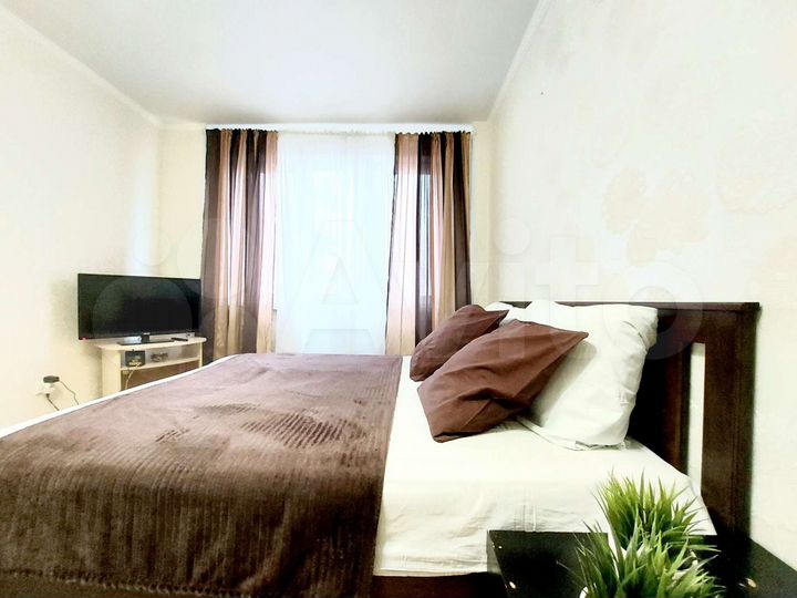 1-к. квартира, 43 м², 2/18 эт.