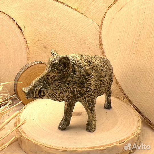 Бронзовая статуэтка Кабанчик