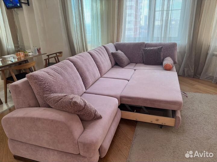 Диван фибрики 8 марта