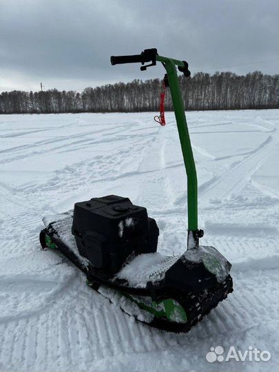 Мотосноуборд спортивный