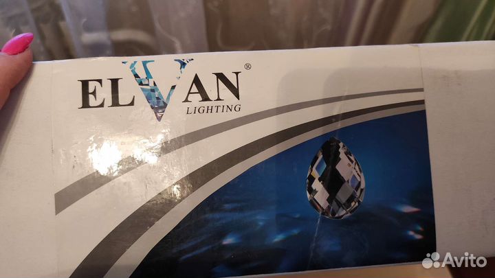 Люстра подвесная потолочная Новая