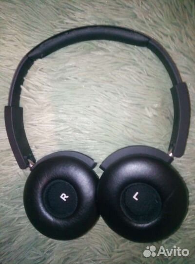 Наушники AKG Y50