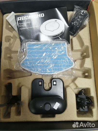 Пылесос-робот Redmond RV-R270