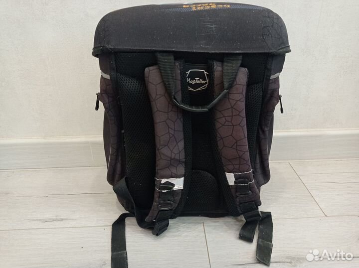 Школьный рюкзак