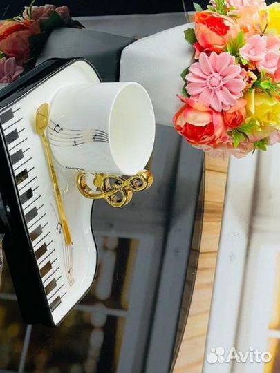 Чашка 200мл с блюдцем и ложкой