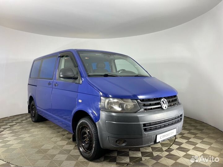 Volkswagen Caravelle, 2011