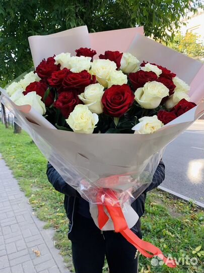 25, 49 эквадорских роз