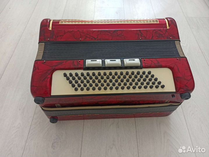 Аккордеон weltmeister 3/4