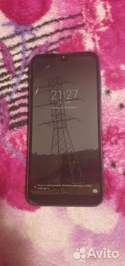 Телефон Honor 8s