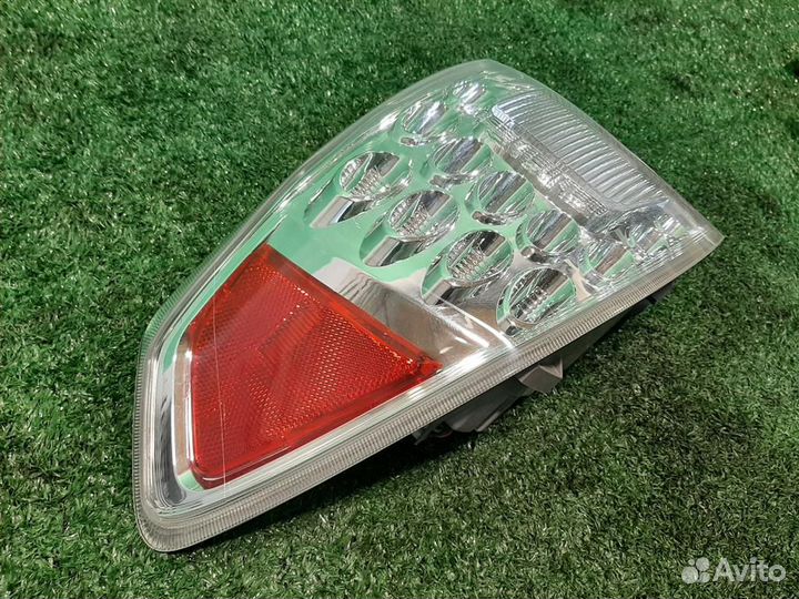 Фонарь задний наружный левый Subaru Impreza GE/GH