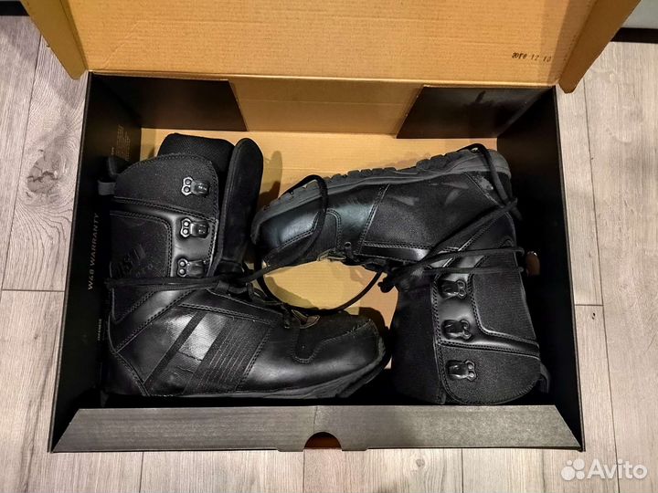 Сноубордические ботинки 43-44 рр