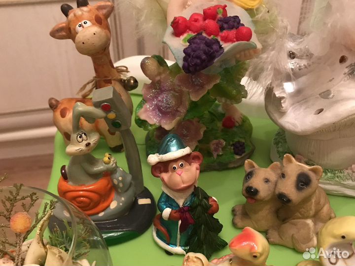 Сувениры,статуэтки,елочка хохлома