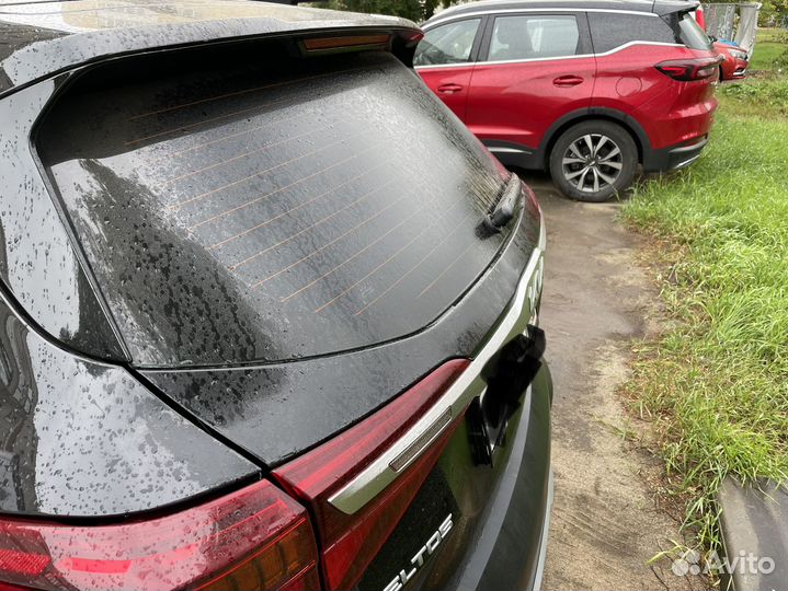 Крышка багажника KIA Seltos