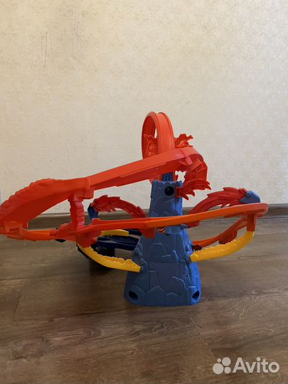 Гоночный трек hot wheels