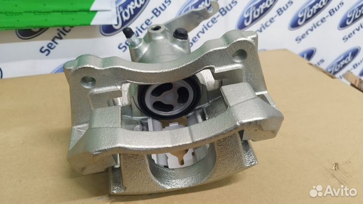 Суппорт тормозной задний правый Ford Transit RW