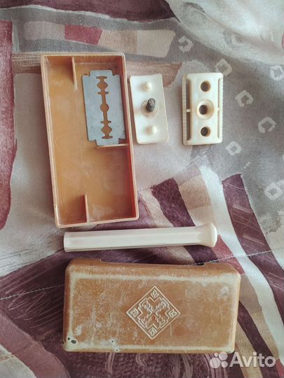 Бритвенный станок СССР в коробке