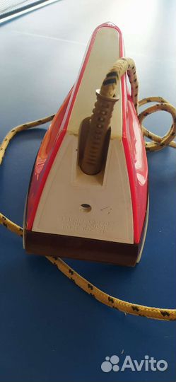 Утюг рабочий