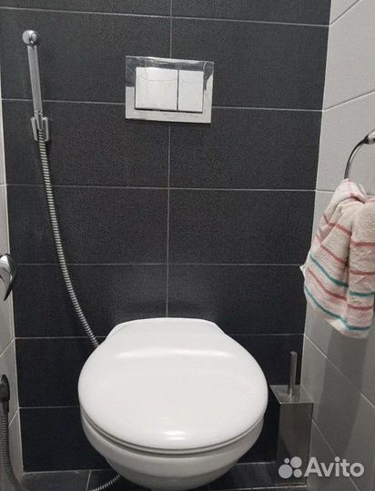 Ремонт унитаза и инсталляции.Сантехник