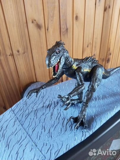 Динозавры jurassic world