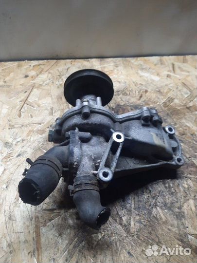 Помпа Audi A4 B5 седан 1.8T AEB 1998