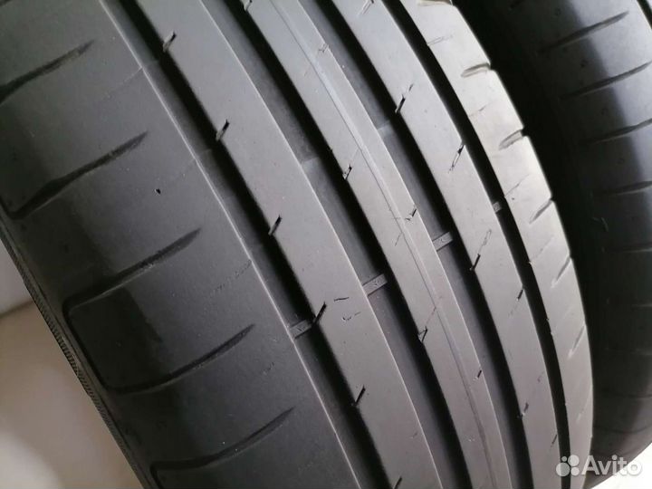 Goodyear EfficientGrip Performance 215/65 R17