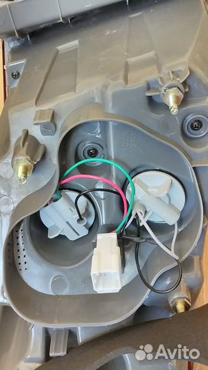 Фонарь правый Kia Rio седан 15-17