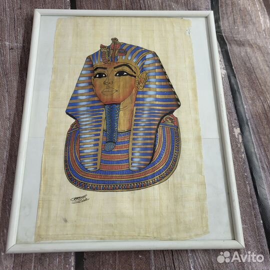 Картина в эгипетском стиле в рамке