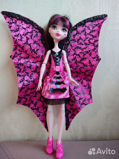 Кукла коллекционная Monster High Draculaura
