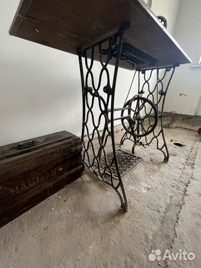 Швейная машинка naumann