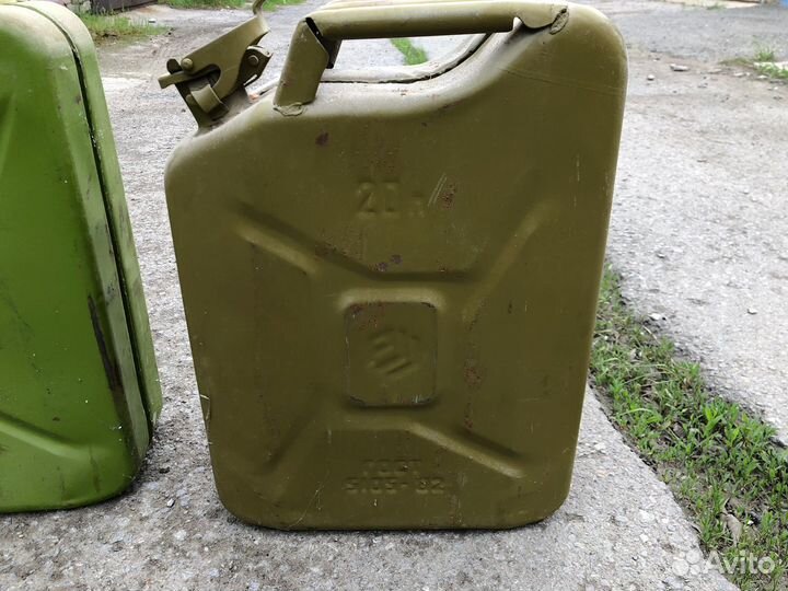 Канистра металлическая 20 л