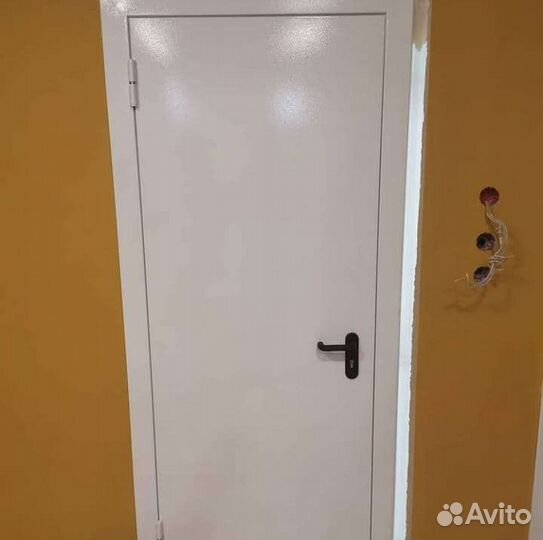 Дверь входная металлическая 639