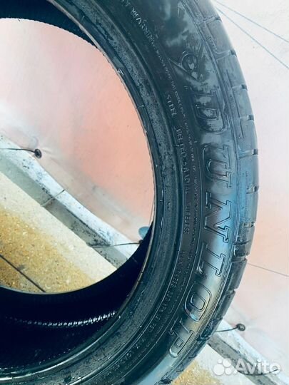 Dunlop Axiom Plus 215/50 R17