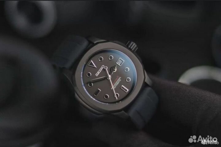 Часы Seiko Phantom