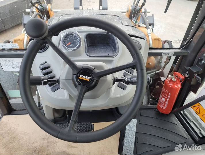 Экскаватор-погрузчик CASE 580 SV, 2022