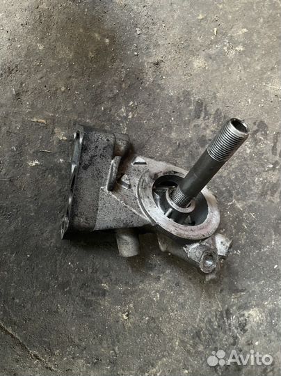 Кронштейн масляного фильтра VAG 050115417