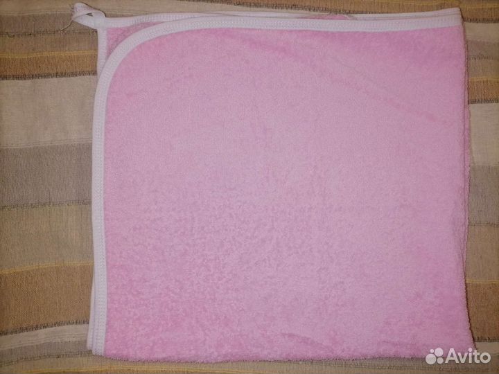 Махровое полотенце уголком для новорожденных